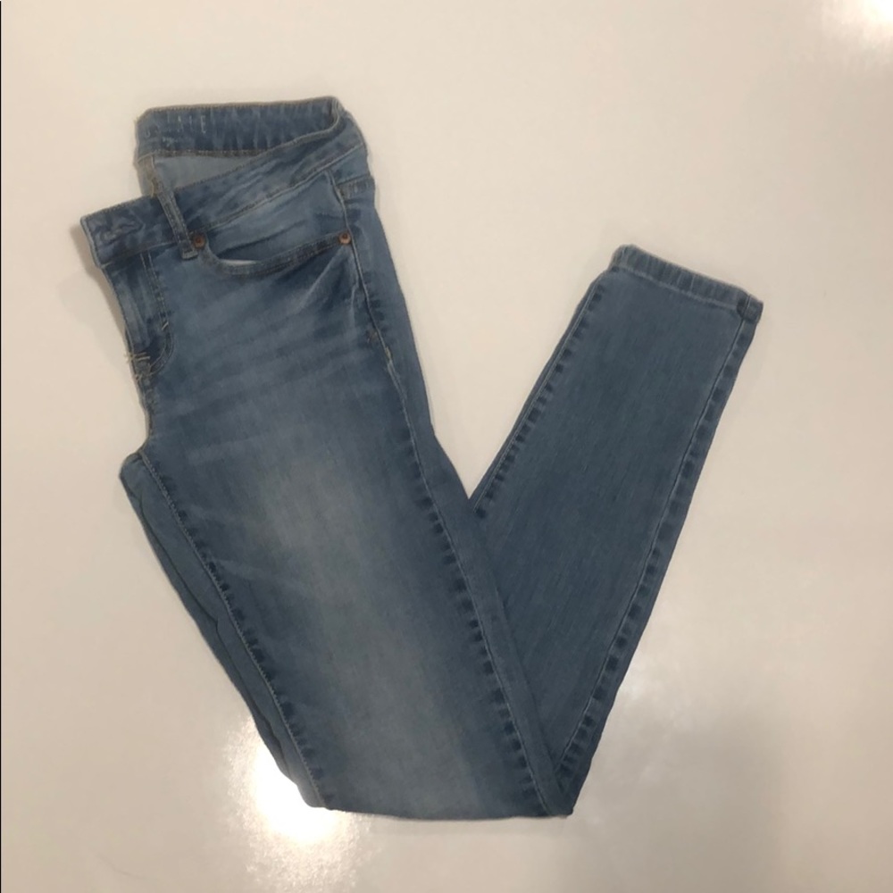 Light Wash Jeggings